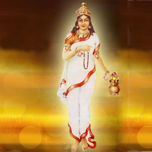 Maa Brahmacharini is worshipped on second day of Navratri.